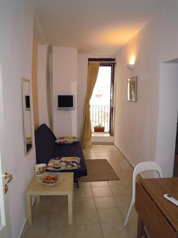 Borgo Antico Apartment Monopoli Bilik gambar